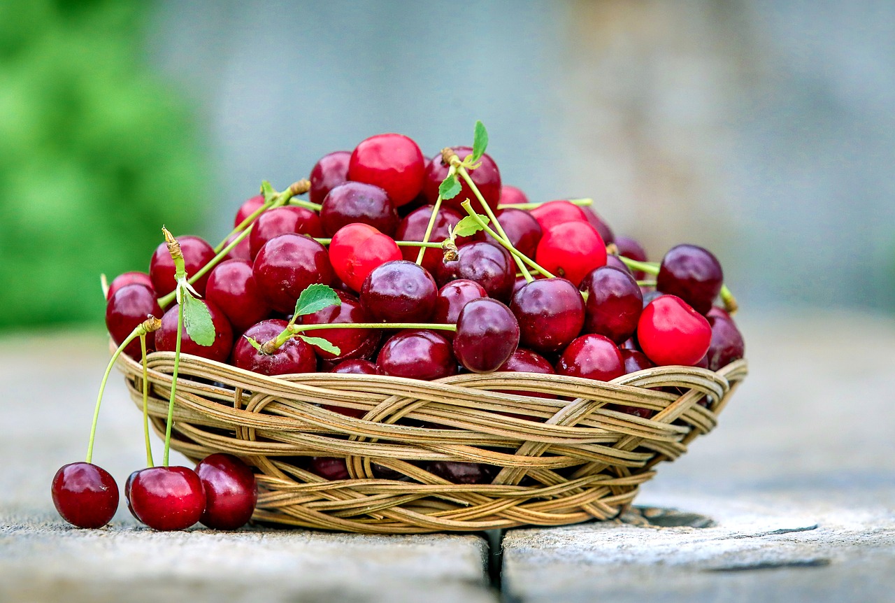 photo of Etna cherries basket made by tour operator geo etna explorer guided excursions etna and sicily